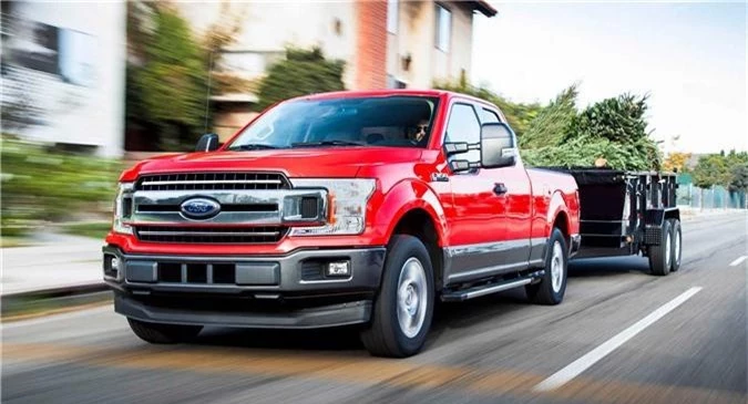 Ford triệu hồi gần 900.000 xe bán tải sau 3 vụ cháy xe. Ford đã tiến hành triệu hồi gần 900.000 chiếc bán tải F-150 và F-Series Super Duty do lỗi dây cáp của bộ gia nhiệt động cơ gây ra 3 vụ cháy xe. (CHI TIẾT)