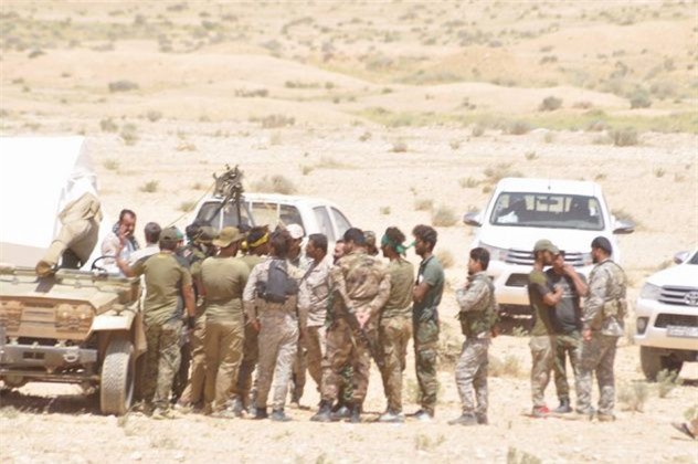 Thổ Nhĩ Kỳ thọc sâu vào Deir Ezzor, quân đội Syria tìm cách đối phó