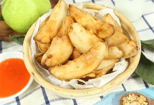 CLIP: Cách làm món ổi chiên giòn ngon lạ 