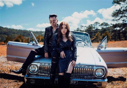 Giọng ca "Người lạ ơi" tung clip 18+ sau vụ té sấp mặt ở Hàn Quốc