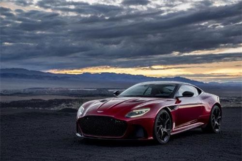 Choáng ngợp trước sức mạnh của Aston Martin DBS Superleggera 2019