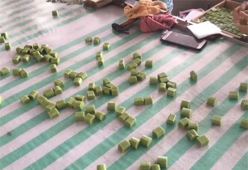 CLIP: Khám phá cách làm kẹo dừa truyền thống Bến Tre