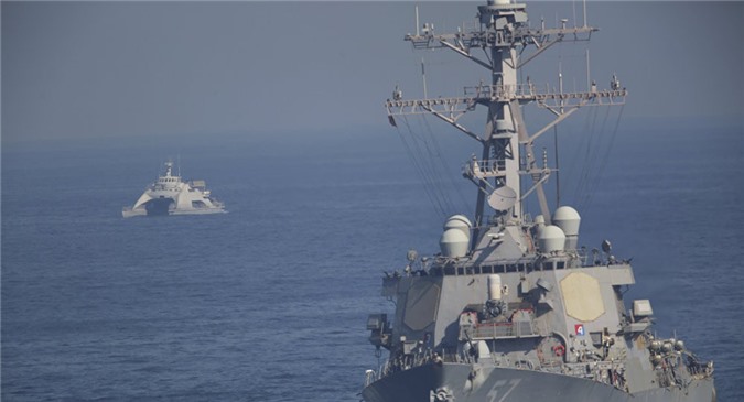 Iran dọa "cấm cửa" tàu chiến Mỹ 