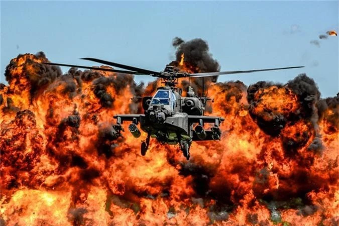 Do suc truc thang AH-64 va Ka-52: 