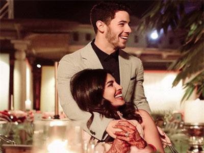 Những hình ảnh ngọt ngào của Priyanka Chopra bên chồng kém 10 tuổi