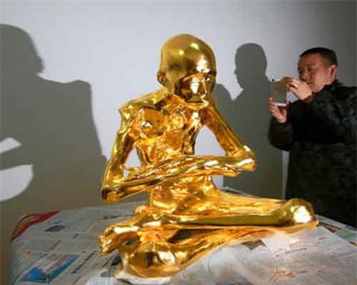 Kinh ngạc cảnh ướp xác, bọc vàng thi hài nhà sư nổi tiếng Trung Quốc