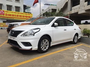 Nissan giảm giá Sunny và X-Trail, Honda tăng giá CR-V