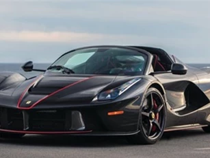 Đấu giá LaFerrari mui trần, giá dự kiến lên đến 8,5 triệu USD