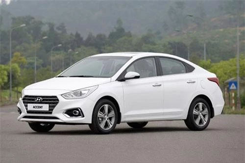 9. Hyundai Accent (giá từ 420 triệu đồng).