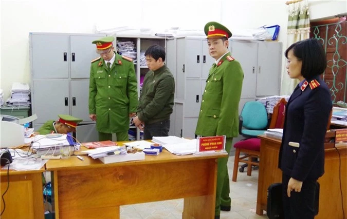 Bắt tạm giam cán bộ phòng Nông nghiệp huyện Bắc Quang - Ảnh 1.