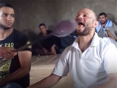 Rùng rợn nghi thức kiểm tra nói dối kỳ quặc nhất thế giới