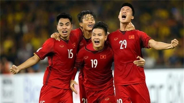 Bất bại 17 trận, đội tuyển Việt Nam vẫn kém xa kỷ lục thế giới - Ảnh 1.