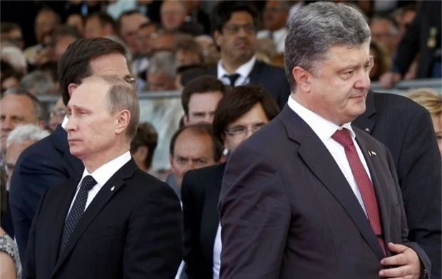 Tổng thống Ukraine tiết lộ lực lượng ngăn ông Putin vượt “lằn ranh đỏ” - Ảnh 1.