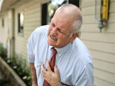 CLIP: 4 dấu hiệu cảnh báo trước khi bị ngã do đột quỵ