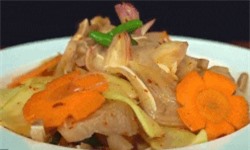 CLIP: Cách làm tai heo sốt Thái ngon, giòn sần sật