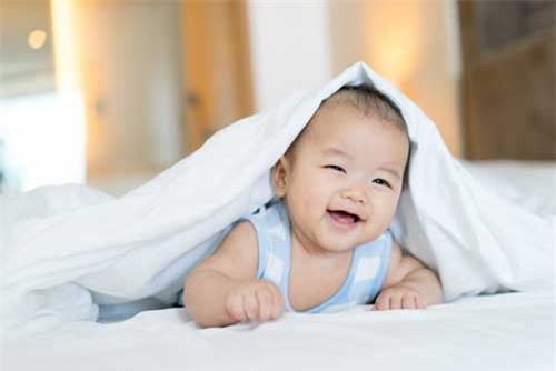 Để chủng ngừa vi rút rota cho trẻ hiệu quả, mẹ đừng bỏ lỡ cột mốc 6 tuần tuổi