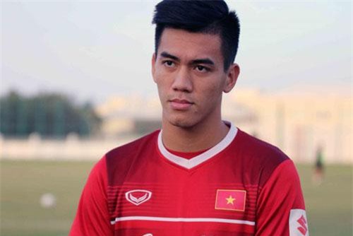 Tiền đạo Tiến Linh nói gì về cơ hội đá chính ở Asian Cup 2019?