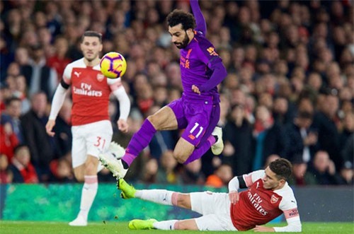 Lịch phát sóng bóng đá cuối tuần: Kịch tính trận Liverpool vs Arsenal