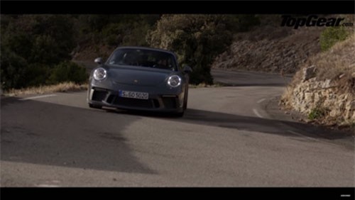 Xe thể thao đang “lên ngôi"