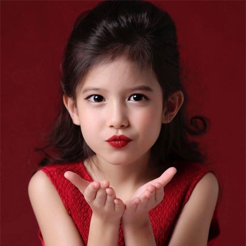 6 nhóc tì khiến dân mạng “tan chảy” vì vừa giỏi lại đáng yêu