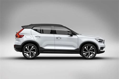 1. Volvo XC40.