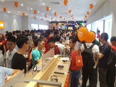 Điện thoại Trung Quốc ồ ạt vào Việt Nam, đe dọa vị thế của iPhone