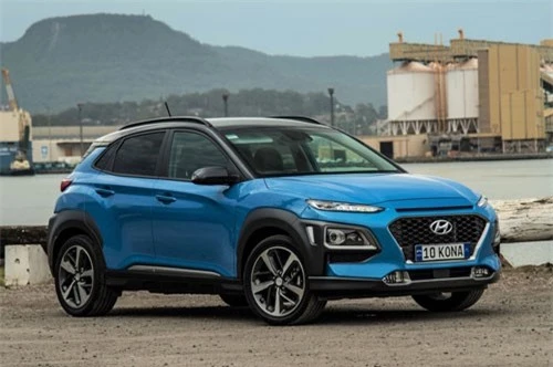 5. Hyundai Kona giá từ 615 triệu đồng).