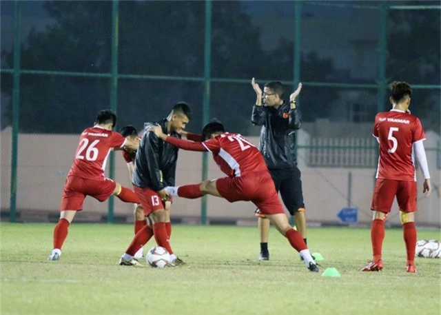 Đội tuyển Việt Nam tăng khối lượng tập luyện tại Qatar - Ảnh 12.