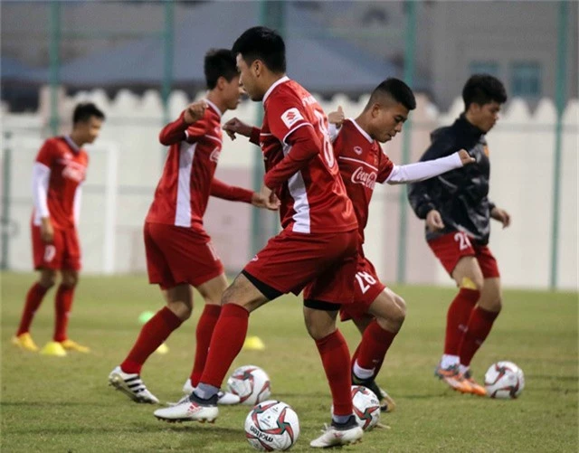 Đội tuyển Việt Nam tăng khối lượng tập luyện tại Qatar - Ảnh 18.