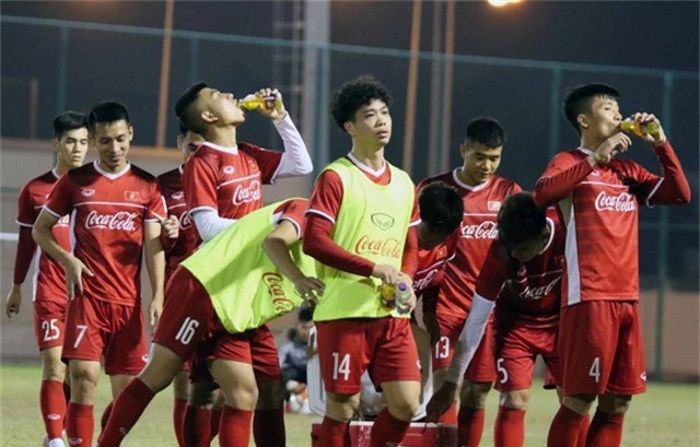 Đội tuyển Việt Nam tăng khối lượng tập luyện tại Qatar - Ảnh 5.