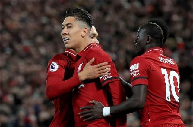  Niềm vui lớn của các cầu thủ Liverpool khi họ nhanh chóng san hòa 