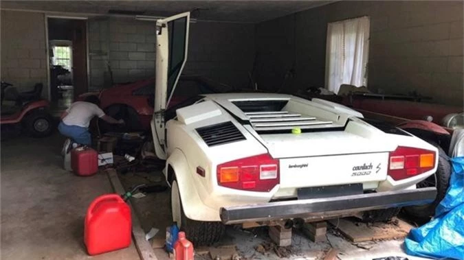 tim thay lamborghini countach trong nha kho cu sau hon 20 nam bo hoang hinh 5