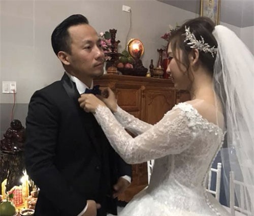 Lễ cưới rapper Đinh Tiến Đạt và vợ xinh 9X có gì đặc biệt?