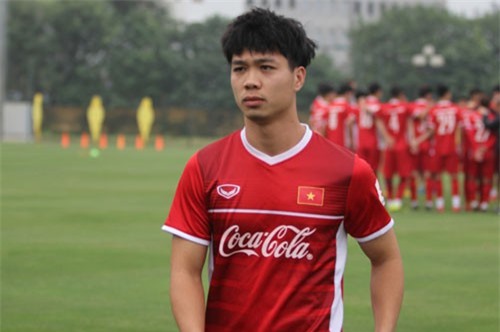 ‘Chết cười’ với clip Công Phượng ‘bắn’ tiếng Anh