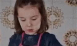 CLIP: Con cái bị ảnh hưởng bởi các thói quen xấu từ bố mẹ