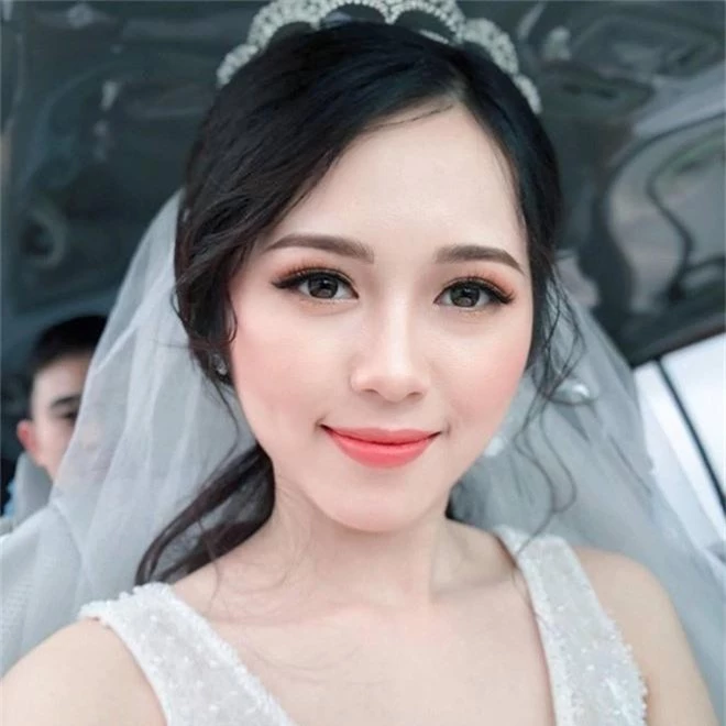 Những cô giáo 9x xinh đẹp, nhan sắc như hotgirl gây sốt cộng đồng mạng năm 2018 - Ảnh 5.