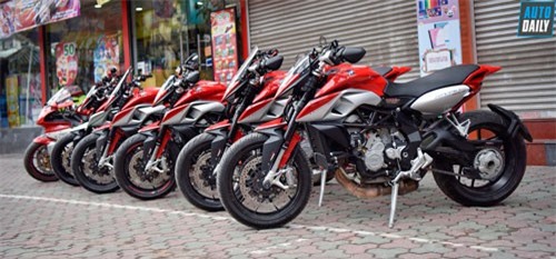 Dàn xe MV Agusta tụ họp ngày cuối năm tại Hà Nội
