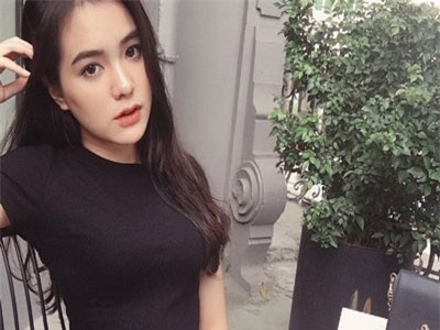 Loạt nữ sinh cấp 3 xinh đẹp và quyến rũ nổi tiếng nhất năm qua