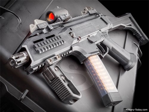 Súng tiểu liên cực nhanh Scorpion EVO 3 của CH Séc