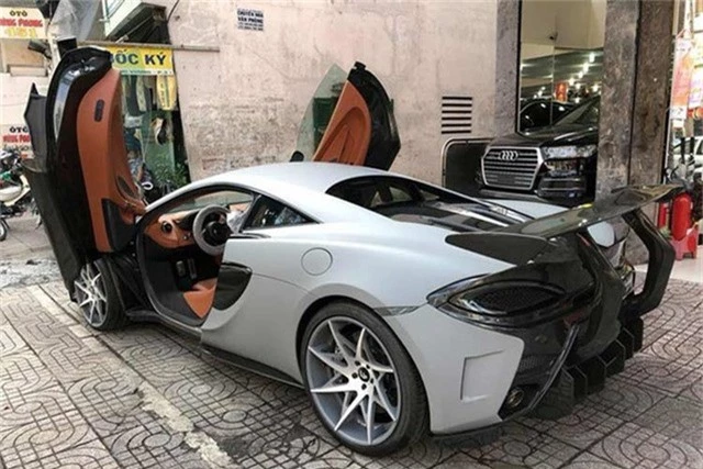  Siêu xe McLaren 570S từng gây xôn xao giới chơi xe khi được mang gói độ độc nhất Việt Nam. 