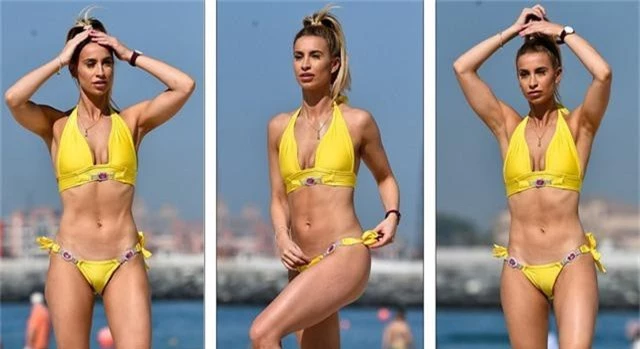  Ferne McCann đang tận hưởng kỳ nghỉ lễ tại Dubai cùng bạn bè 