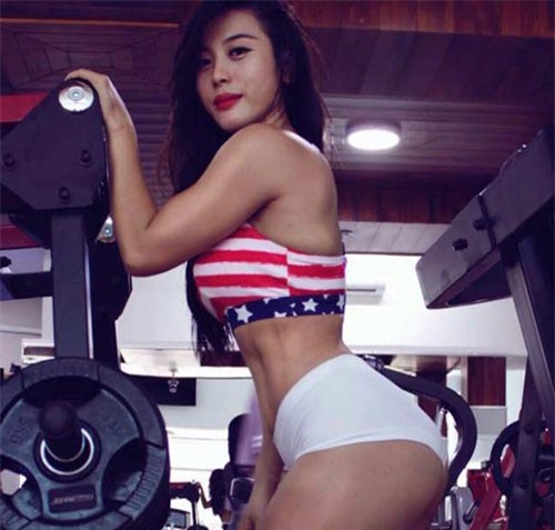 Nhiều cô gái Việt có mặt xinh búp bê nhưng cơ bắp khiến đàn ông "run rẩy"