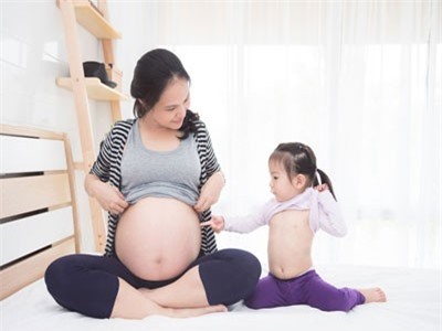 8X chi 1,7 tỷ đồng để được làm mẹ bằng thụ tinh ống nghiệm