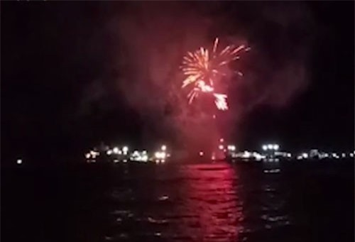 CLIP: Mãn nhãn với màn bắn pháo hoa đón năm mới 2019 đầu tiên trên thế giới 