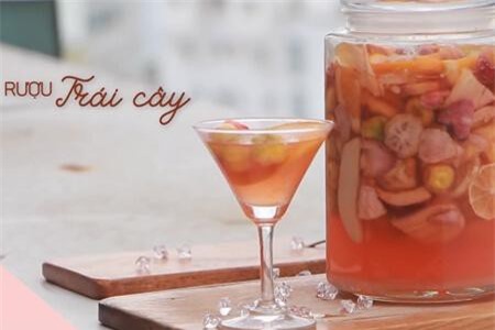 Clip: Ủ rượu trái cây thơm ngon ngất ngây