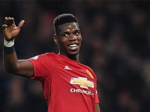 Solskjaer "đẩy" hết công cho học trò, Pogba lại "đá xoáy" thầy cũ Mourinho
