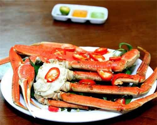 Tiệc Tết tiền tỷ của đại gia Việt có những món gì?