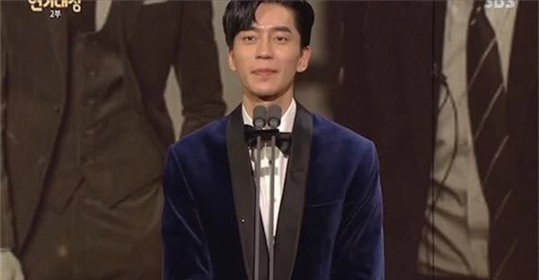 Kết quả trao giải hai đài danh giá xứ Hàn KBS và SBS Drama Awards 2018: Chán chả buồn nói! - Ảnh 8.
