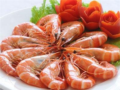 Những ngộ nhận khi ăn tôm mà nhiều người mắc phải