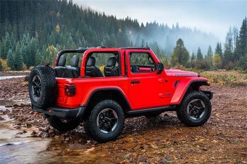 3. SUV cỡ nhỏ: Jeep Wrangler.